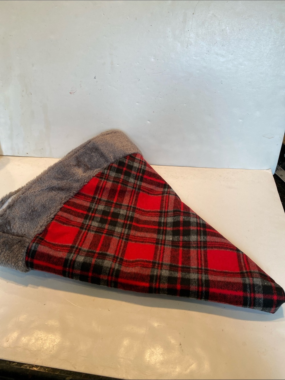 NWT Red & Gray Tartan Plaid Tree Skirt